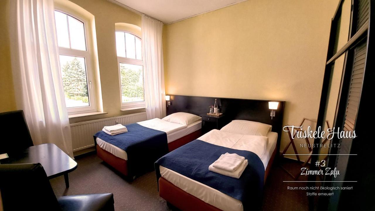 Triskele Haus - Oekologisches Gaestehaus Der Heilstaette Strelitz Neustrelitz Extérieur photo