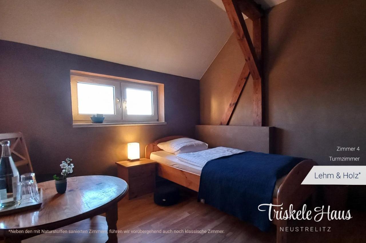 Triskele Haus - Oekologisches Gaestehaus Der Heilstaette Strelitz Neustrelitz Extérieur photo